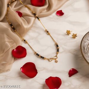 Mangalsutra*Thali / Thaali*Tanmaniya*Vati Mangalsutra*Nallapusalu, Pustelu, Bottu, Maangalyamu*Thaali Kodi, Thirumangalyam*Taagpaag